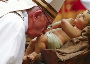 Paus Fransiskus Rayakan Natal di Vatican (BBC)
